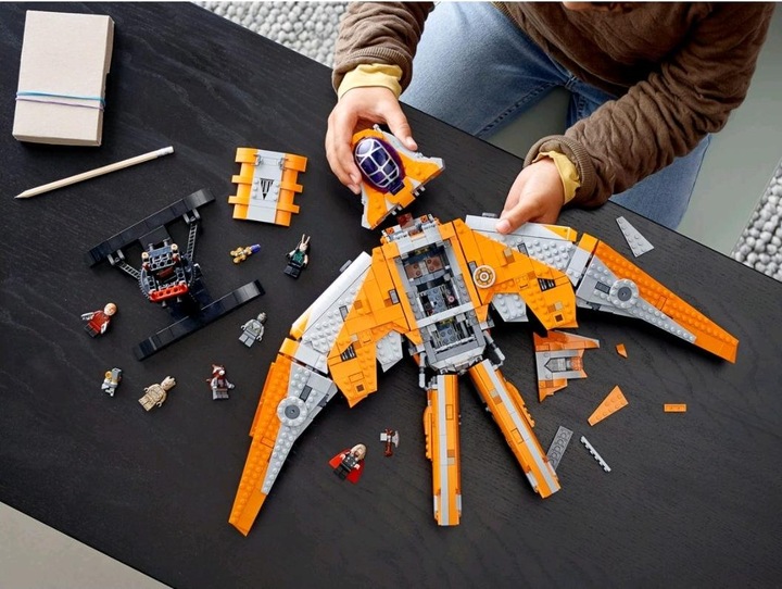 Actual product image LEGO The Ship of the Guardians (76193, LEGO Marvel)