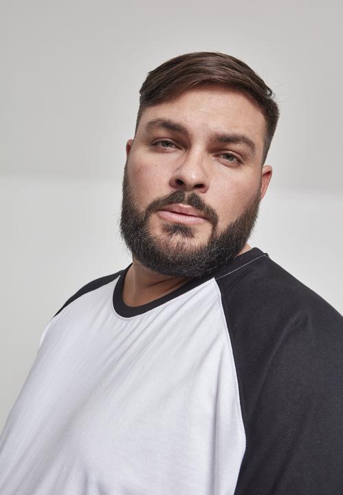Actual product image Urban Classics Contrast 3/4 Sleeve Raglan Tee (3XL)