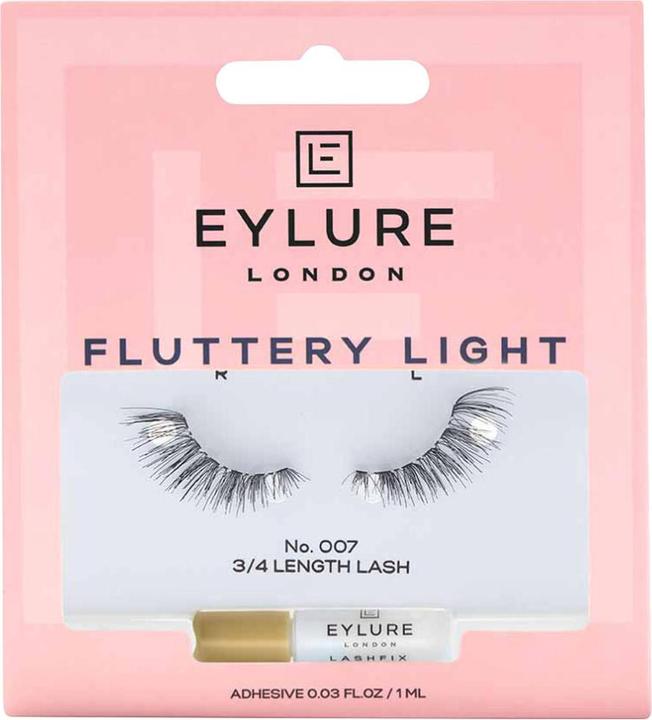 Actual product image Eylure Fluttery Light 007 False Eyelashes (Artificial eyelashes)