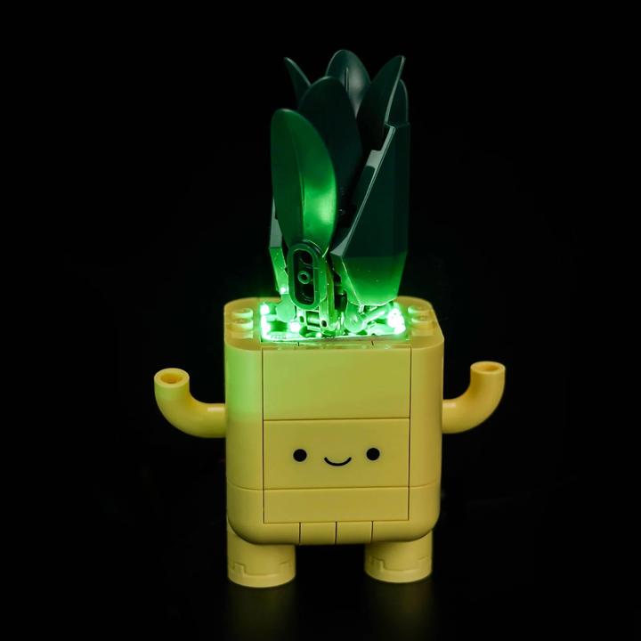 Produktbild BrickBling LED Licht Set für LEGO Fröhliche Pflanzen (10349)