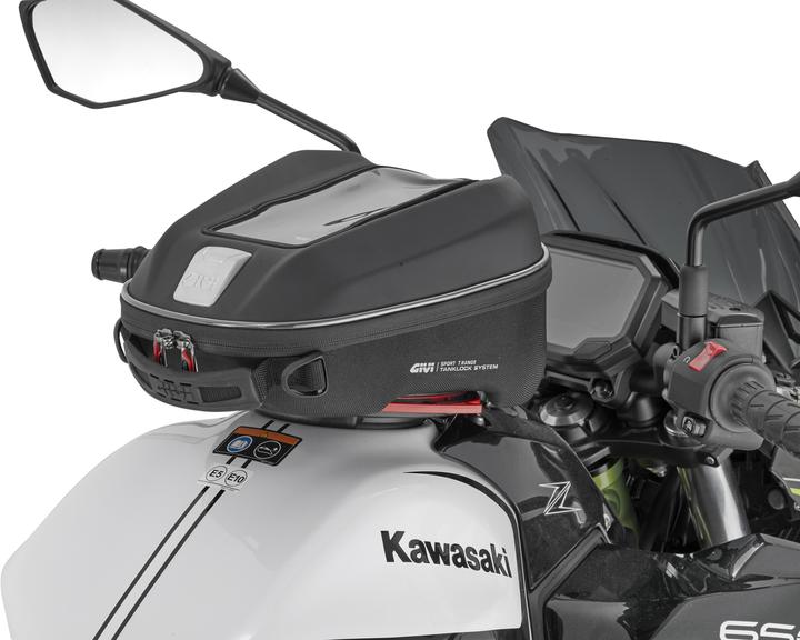 Actual product image Givi Tank bag Tanklock ST611 (6 l)