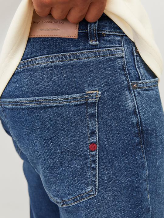Actual product image Jack & Jones RDD Mike Royal R811 Comfort Fit Jeans (W36/L32)