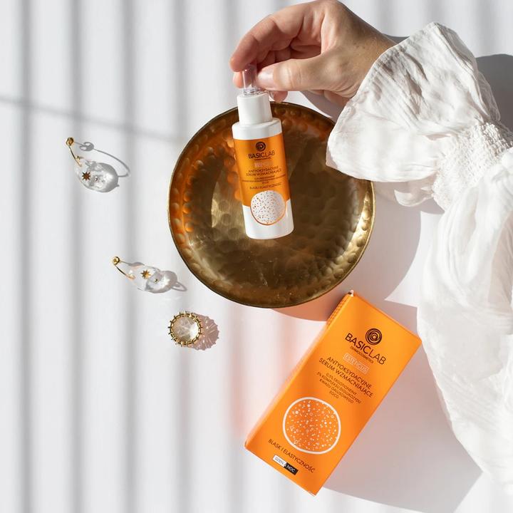 Image du produit BasicLab Sérum antioxydant renforcé à 0,5% d'ergothionéine et complexe de 5% de diglucoside d'acide gallique (30 ml)