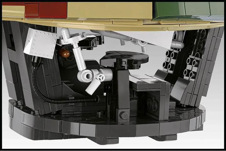 Actual product image Cobi 11000 PCS TIGER II Königstiger 1:12 COBI-2808
