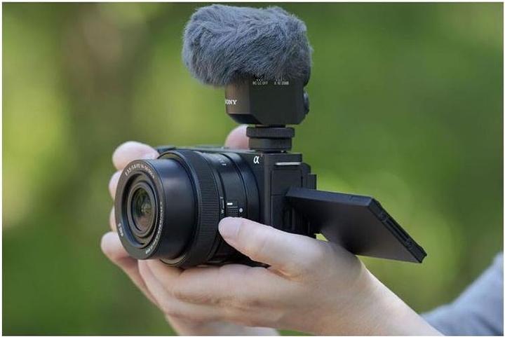 Produktbild Sony E PZ 16-50mm f/3.5-5.6 OSS II (Sony E, APS-C / DX)