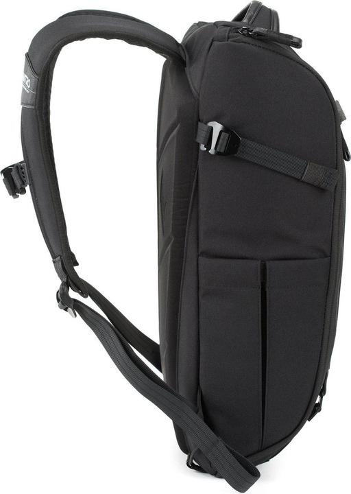 Actual product image Nitro Gaming remote camera backpack 46 cm laptop compartment (Photo backpack, 20 l)