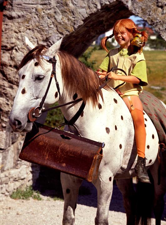 Actual product image Maskworld Pippi Langstrumpf Kinderkostüm - für Fasching (146, 152)