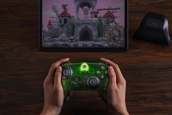 Image du produit 8bitdo Ultimate 3-Mode (Android, iOS, Windows, Xbox One S, Xbox One X, Xbox Series S, Xbox Series X)