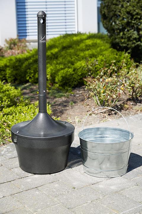 Produktbild Rubbermaid Standascher Aladdin schwarz, flammverlöschend