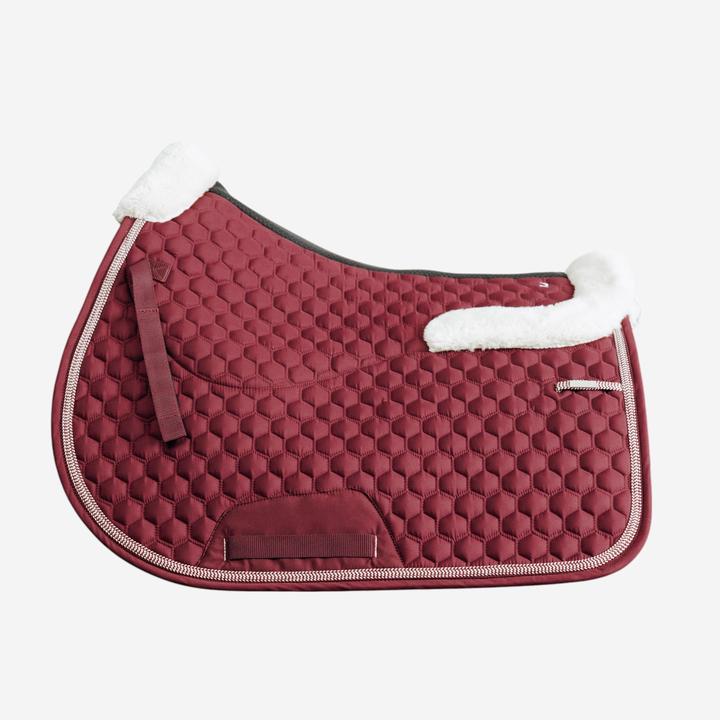 Fouganza Chabraque 900 avec tapis de selle cheval bordeaux