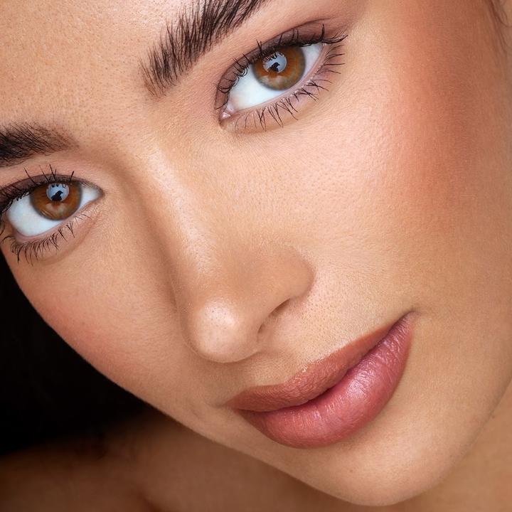 Actual product image Bellapierre Cosmetics Mineral Foundation SPF Maple 9g