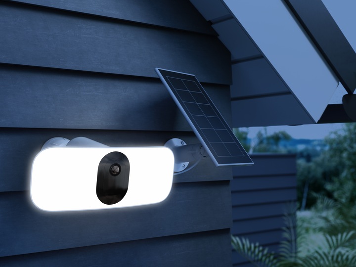 Produktbild Arlo Solar Ladegerät mit magnetischem Ladekabel, weiss (Solarpanel)
