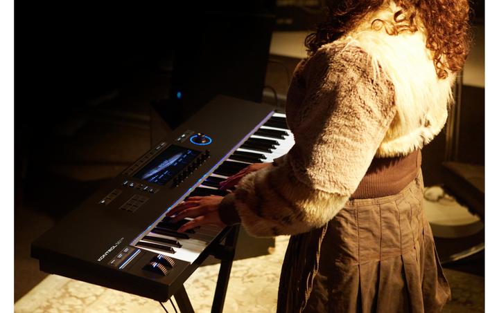 Actual product image Native Kontrol S61 (Keyboards)