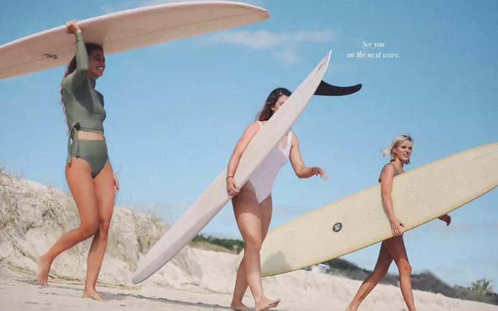Produktbild Surf Like a Girl (German) (Deutsch, Carolina Amell, 2019)
