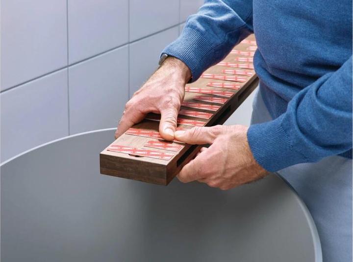 Produktbild tesa Powerbond doppelseitiges Montageband für Fliesen & Metall (19 mm)