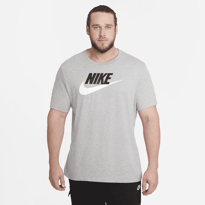 Actual product image Nike tee (S)