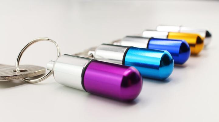 Actual product image Winkee Keychain for pills - Mini