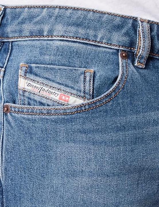 Immagine prodotto Diesel Jeans slim corti uomo, comodi e casual (28)