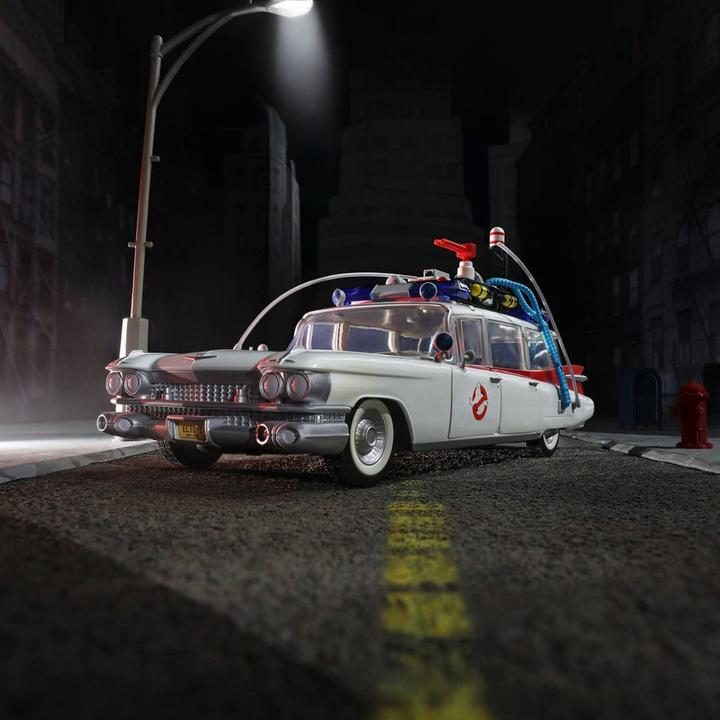 Image du produit Hasbro Ghostbusters Plasma Series Fahrzeug Ecto-1 (1984)