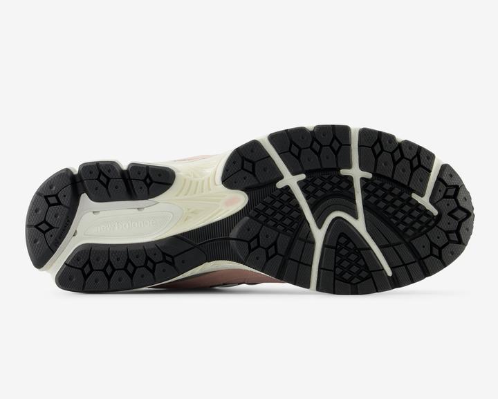 Image du produit New Balance M2002RFC (44)