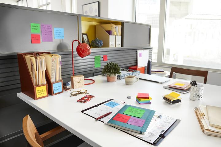 Immagine prodotto Post-it Super Sticky Playful (47.60 x 47.60 mm)