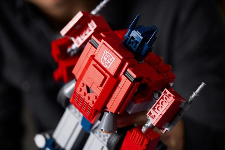 Immagine prodotto LEGO Optimus Prime (10302, LEGO Icons, Set LEGO rari)