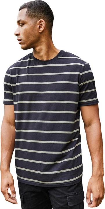 Actual product image Front Row Tshirt (XL)