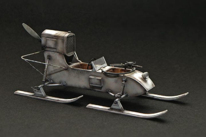 Immagine prodotto Plus Model Slitta aerea russa RF-8