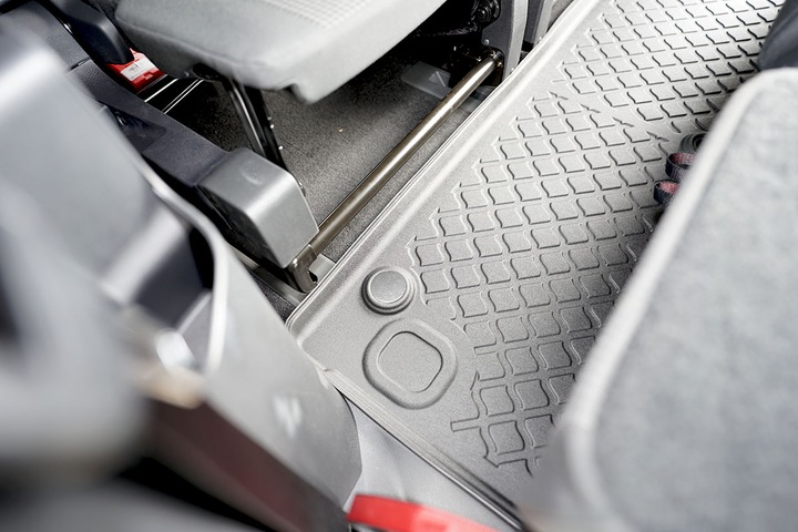 Image du produit Aristar Tapis de sol tous temps pour VW Caddy Maxi de 2020 à aujourd'hui (3ème rangée de sièges) (1 jeu de 3 tapis de sol)