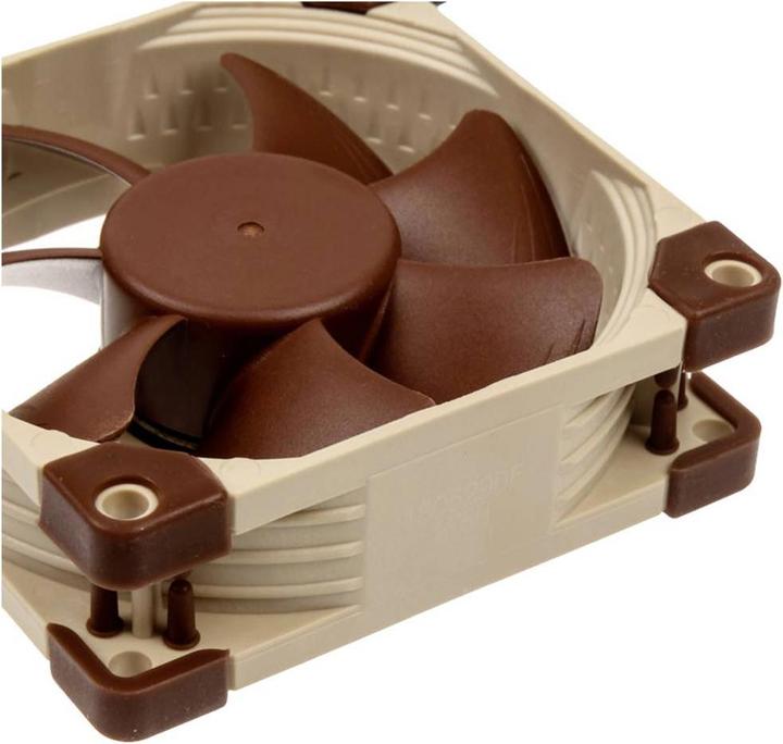 Actual product image Noctua NF-A8 5V PWM (80 mm, 1 x)