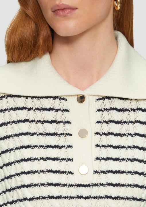 Produktbild S.Oliver Strickpullover Relaxed-Fit-Pullover mit Troyer-Kragen und Zopfmuster (48)