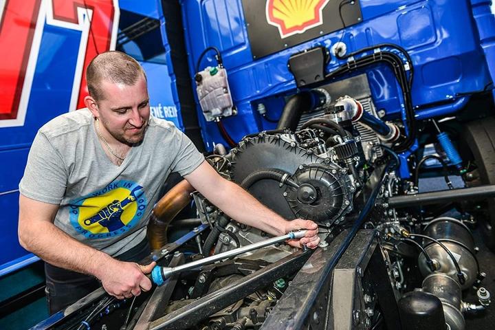 Immagine prodotto HAZET Chiave dinamometrica 5122-3CT ∙ Nm min-max: 40 - 200 Nm ∙ Tolleranza: 3% ∙ Attacco quadro, ma… (1/2", 40 Nm, 200 Nm)