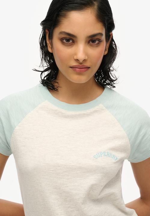 Actual product image Superdry Organic Cotton Essential Logo Raglan T-Shirt (10XL)