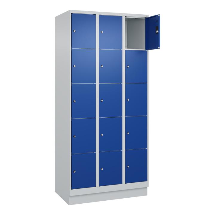 Produktbild C+P Fächerschrank Classic Plus, 5 Fächer übereinander, Abteilbreite 30 cm, mit Sockel (50 cm, 207 cm)