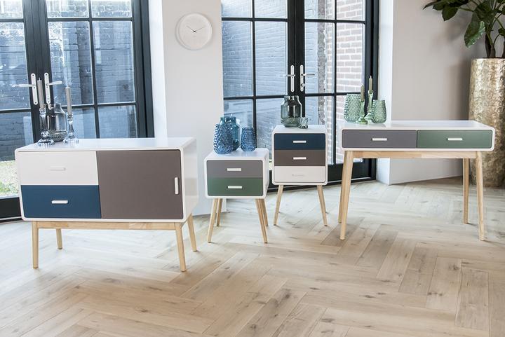 Actual product image Karlsson Butterfly Hands wall clock white (37.50 cm)