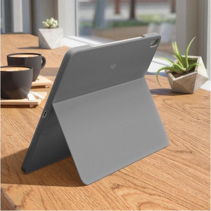 Produktbild Logitech Combo Touch Case (CH, Apple iPad Air 13 2024, Apple iPad Air 13 2025, Apple iPad Air 13 2026)