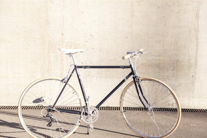 Actual product image MAY Yiwu (60 cm)