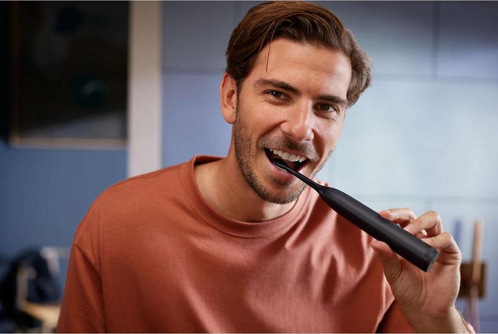 Actual product image Philips Sonicare Series 5500 (Sonic toothbrush)