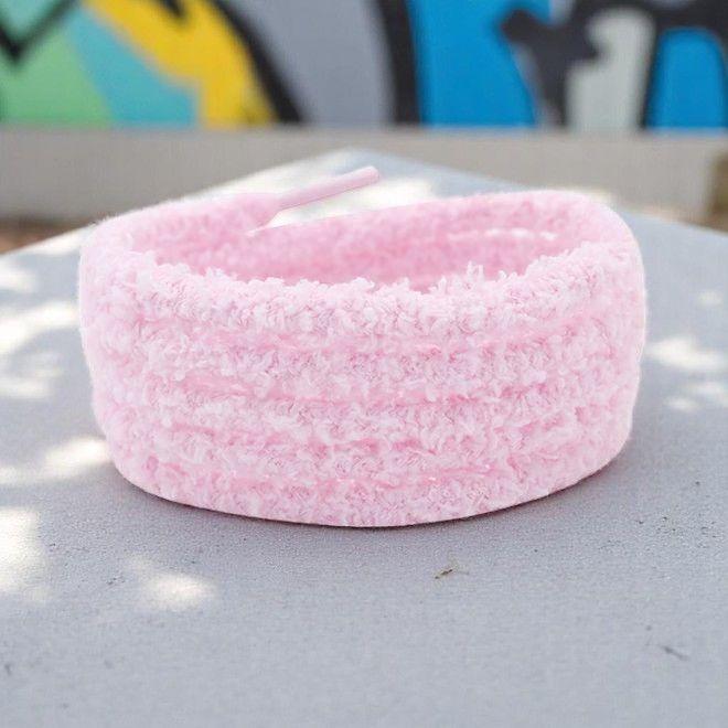 Actual product image LaceGodZ Teddy Touch Collection Plüsch Schnürsenkel (140 cm)