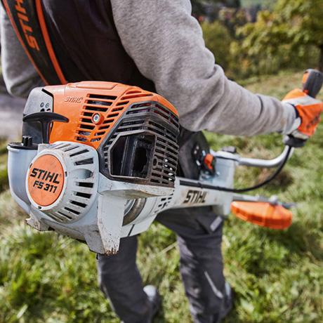 Image du produit Stihl FS 311 Essence bosmaaier Maaikop AutoCut 46 2 1,4kW (Lame de coupe en métal)