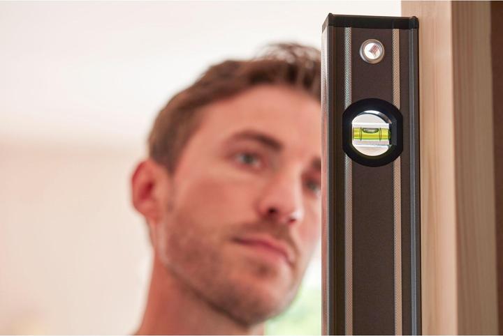 Actual product image Black & Decker Light metal spirit level (120 cm)