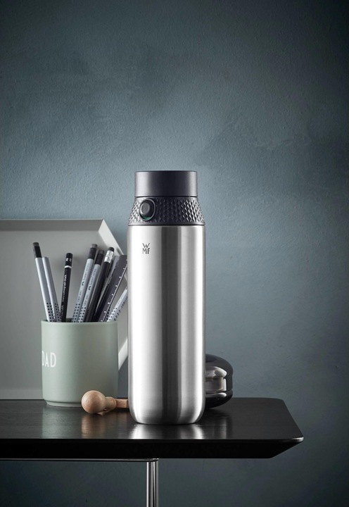 Actual product image WMF Drinking bottle Cromargan 0.75 l, blacksilver (0.75 l)