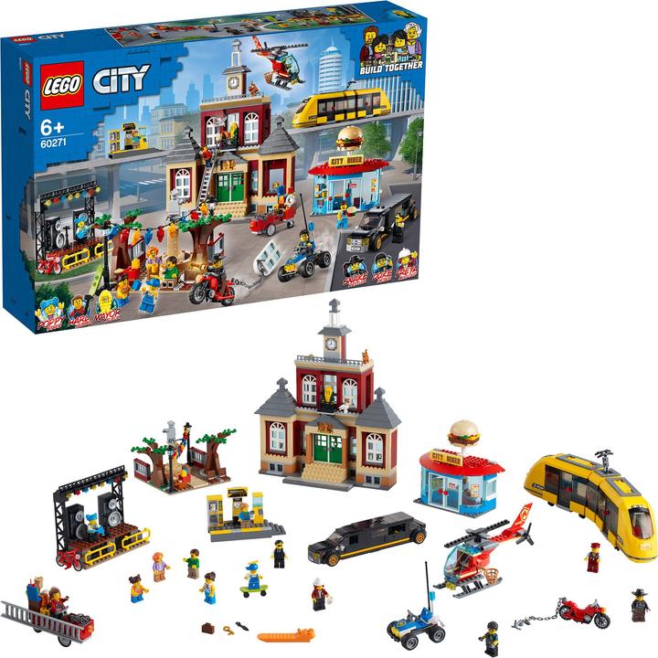 Actual product image LEGO City square (60271, LEGO City)