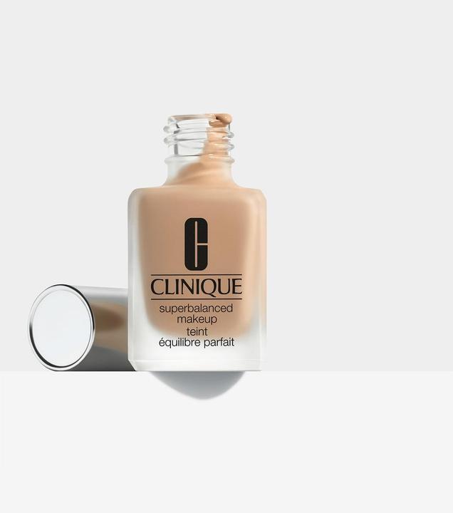 Produktbild Clinique Superbalanced Makeup (CN62 - Porcelain Beige)
