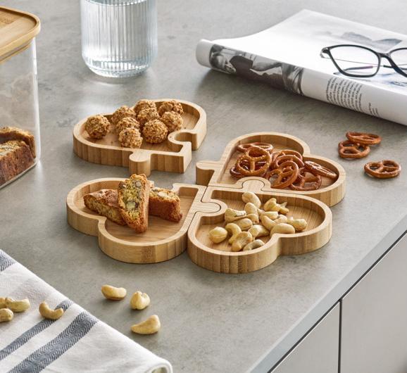 Actual product image Zeller Present Snackteller Hearts Bambus 24x24x1.8 cm