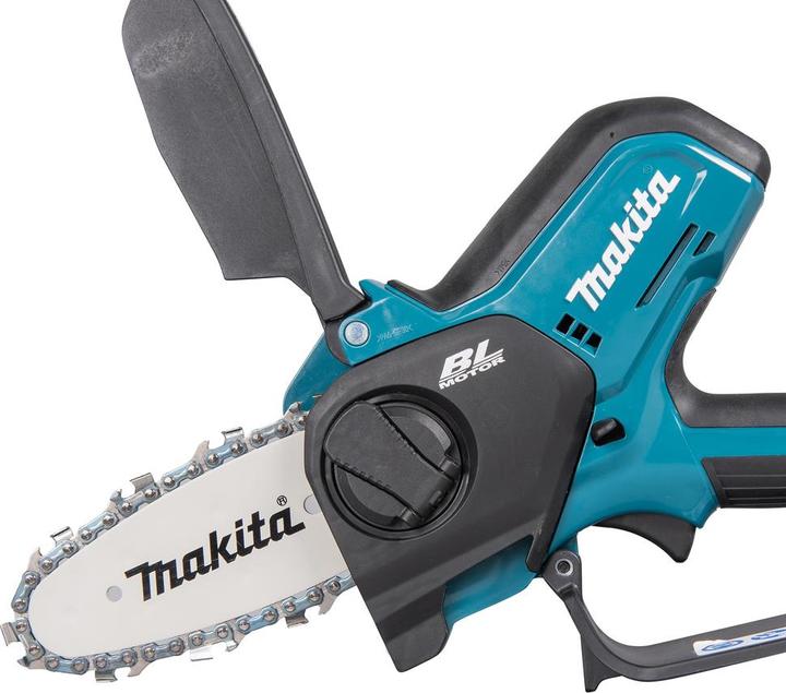 Actual product image Makita UC100DZ (Battery chain saw)