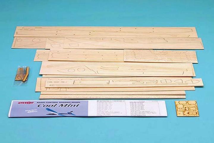 Image du produit Pichler PILOT (OK MODEL) Cool Mint / 880 mm Holzbausatz Mini/Micro Segelflugmodell (Planeur)