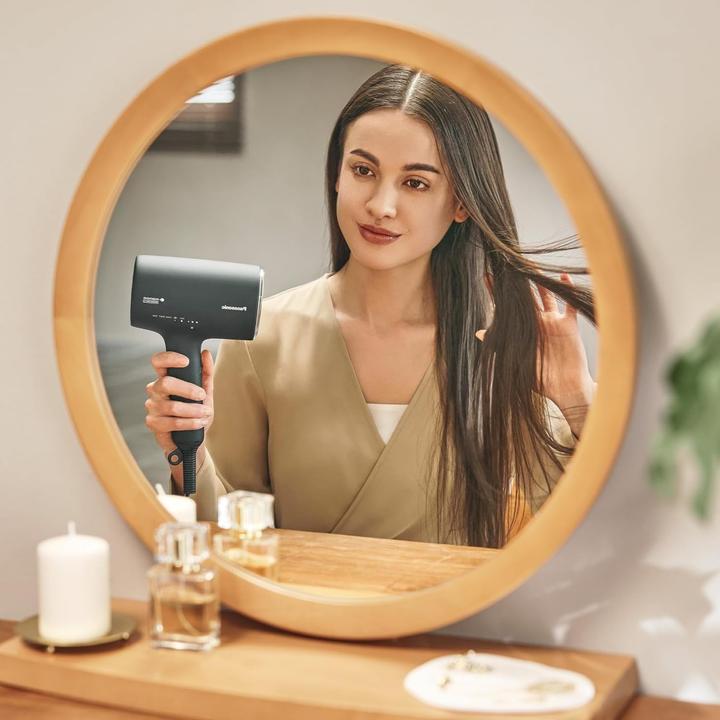 Produktbild Panasonic MPN EH-NA0J-N825 (1600 W)