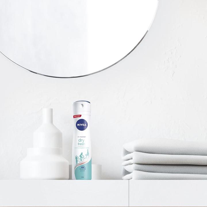 Image du produit NIVEA DRY COMFORT FRESH déodorant vapo 200 ml (Spray, 200 ml)