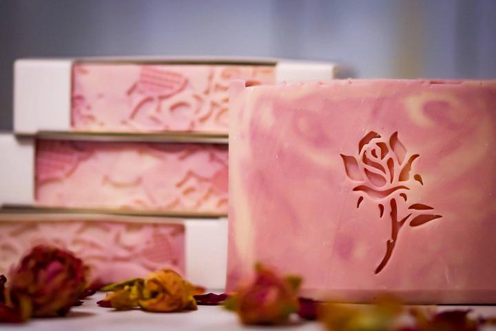Actual product image Vivi Soaps Valentine - Rose soap (Hard soap)